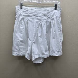 Free People Pleated Pull-On Shorts Elastic Waist White Pockets Size Large Cotton